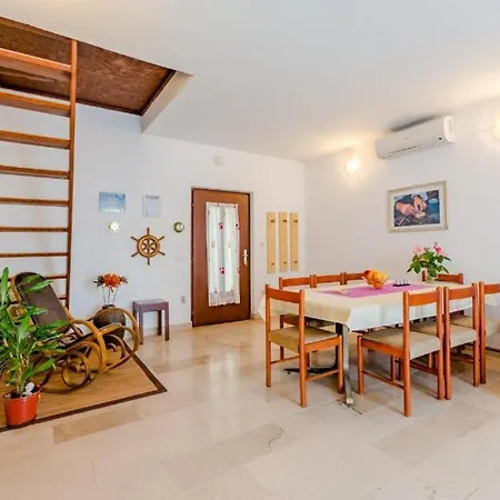 Appartement Duje Supetar